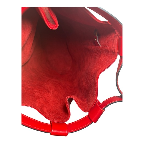 LOUIS VUITTON Red Leather Randonne EPI Shoulder Bag NEW WITHOUT TAGS - Picture 6 of 16